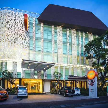 Harris Hotel Raya Kuta Lombok Zewnętrze zdjęcie