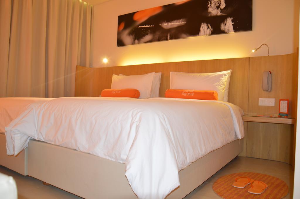 Harris Hotel Raya Kuta Lombok Pokój zdjęcie